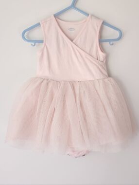 Old Navy Baby Girl Ballet Style Dress 3-6 M